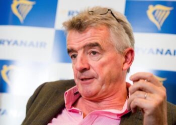 Gli scioperi di Ryanair stanno colpendo i suoi profitti e il prezzo delle azioni