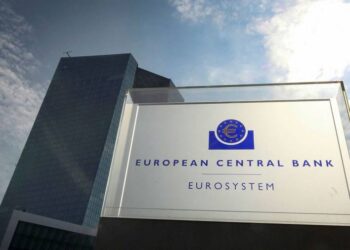 Euro colpito dalle scommesse BCE si atterrà alla politica monetaria